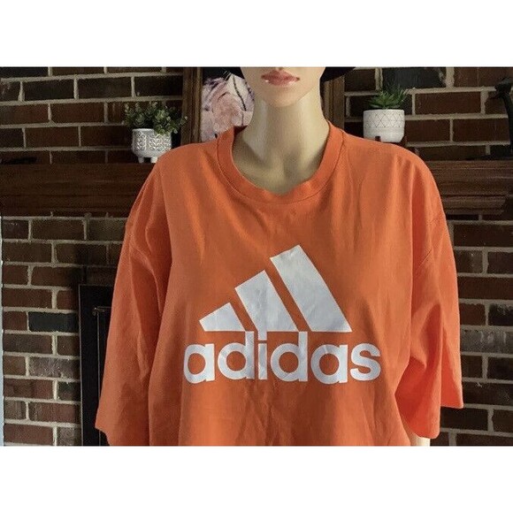 Adidas Womens Plus Size Multi Sports Short Sleeve Shorter Length T-Shirt XL new - Picture 11 of 16